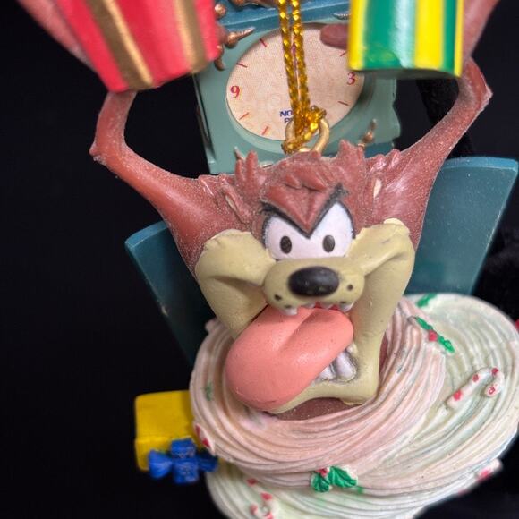 Warner Bros. 2001 Looney Toons Taz Tasmania Devil Christmas Tree Ornament SPINS - Picture 8 of 15